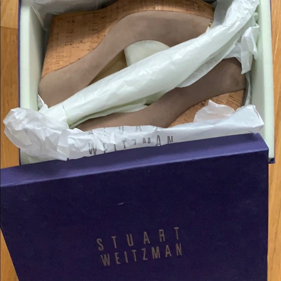 Stuart Weitzman Anna Haze Suede Platform Pump - 7 - Picture 7 of 7